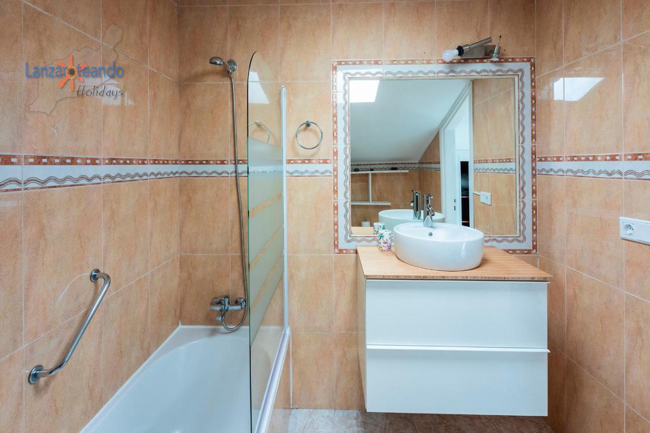 Vivienda Vacacional Sunny - Duplex Apartment 2Beds 2 Baths Costa Teguise Εξωτερικό φωτογραφία